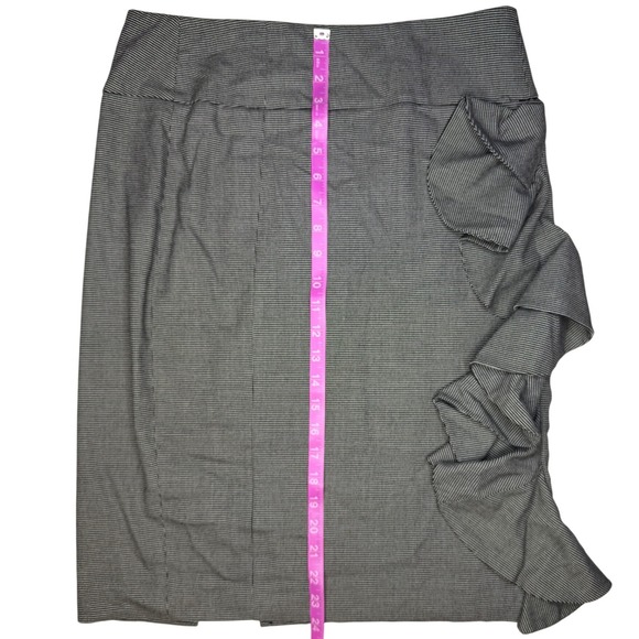 Express Design Studio Ruffle Skirt Pencil Career‎ Office Black White 10 - Picture 2 of 7